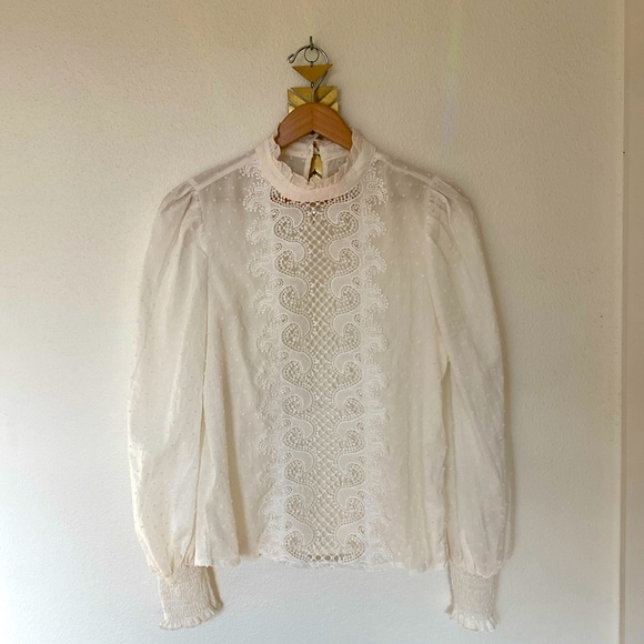 Romantic semi sheer lace blouse - Picture 2 of 2